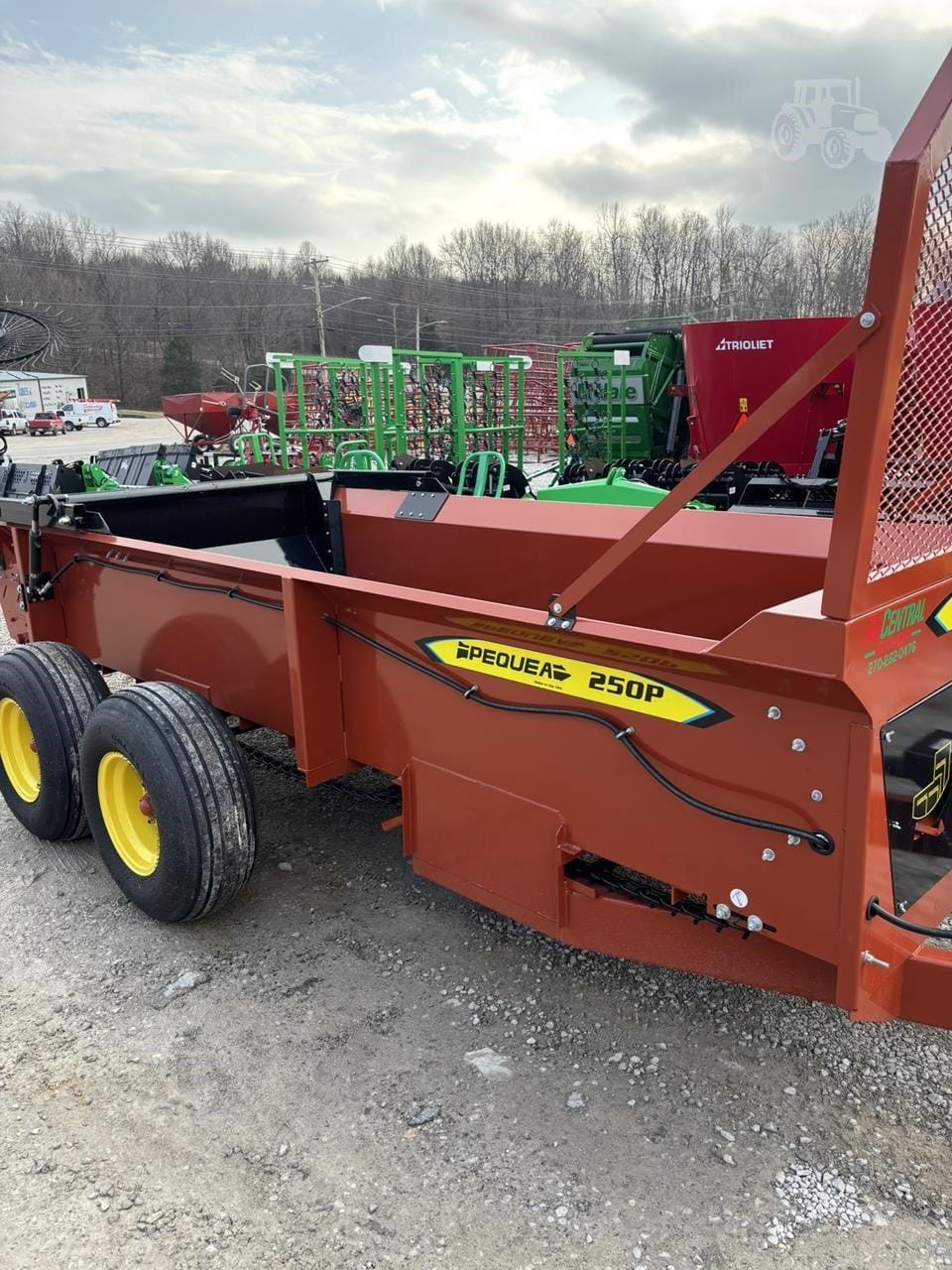 2025 Pequea 250P Equipment Image0