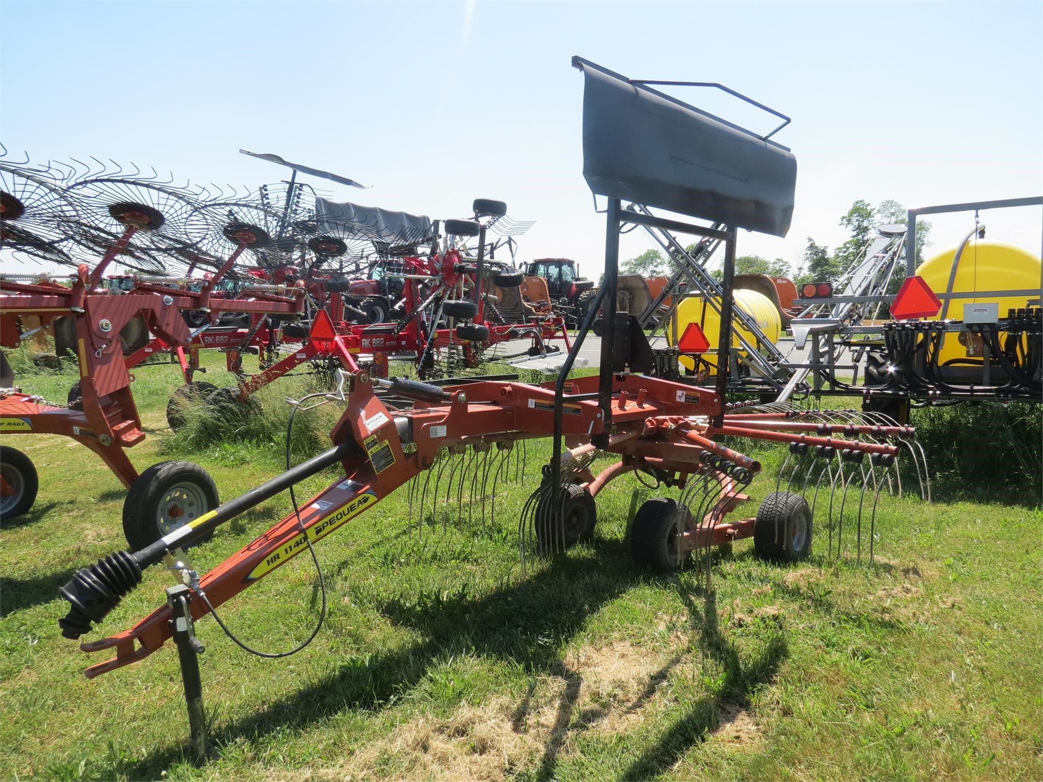 2025 Pequea HR1140 Equipment Image0