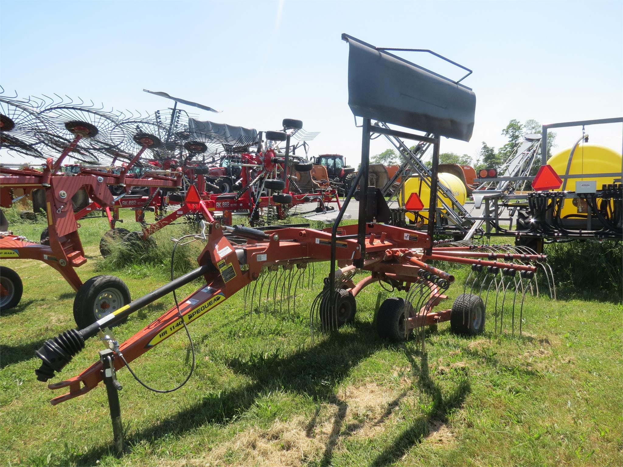 2025 Pequea HR1140 Equipment Image0