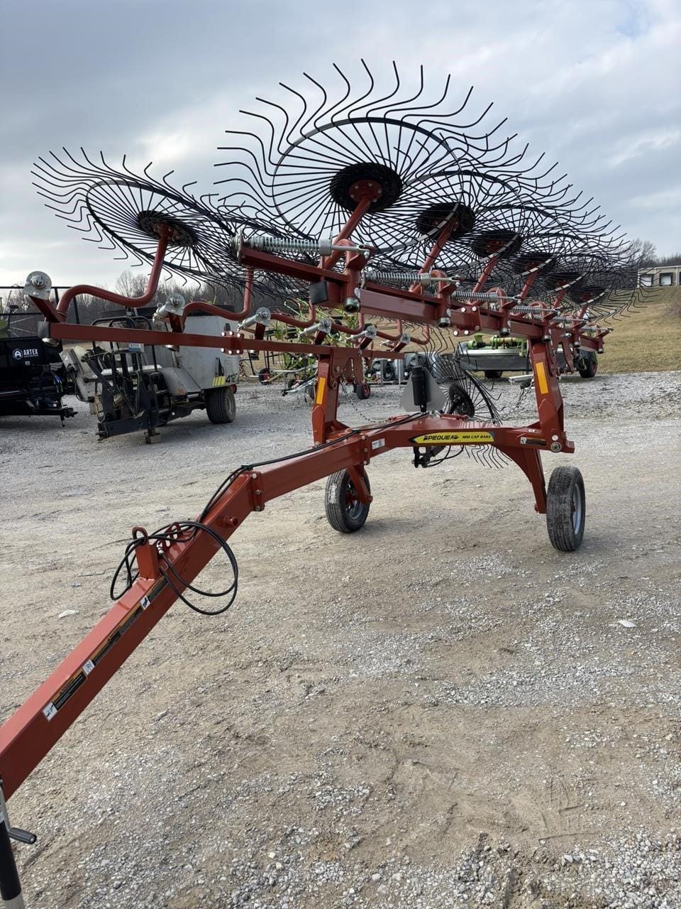 2025 Pequea MCR12 Equipment Image0