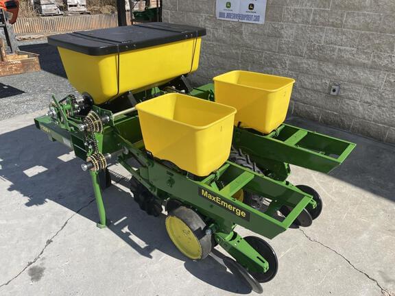 Image of Pequea 260 equipment image 2