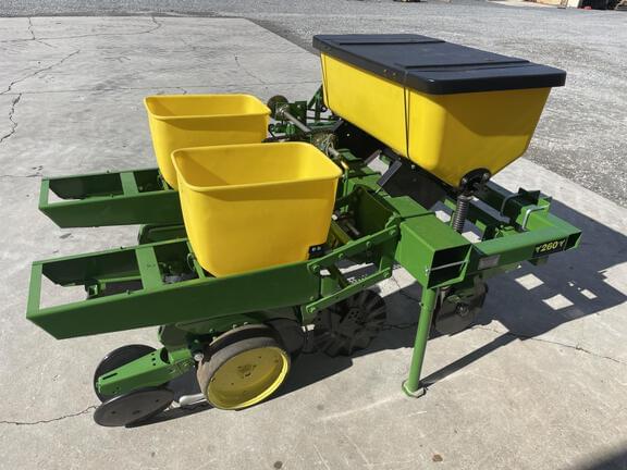 Image of Pequea 260 equipment image 4