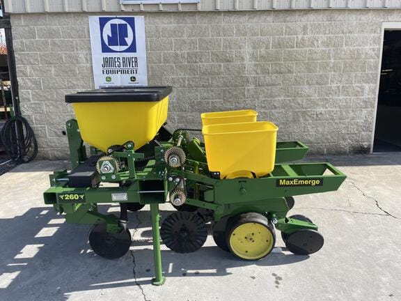 2025 Pequea 260 Equipment Image0