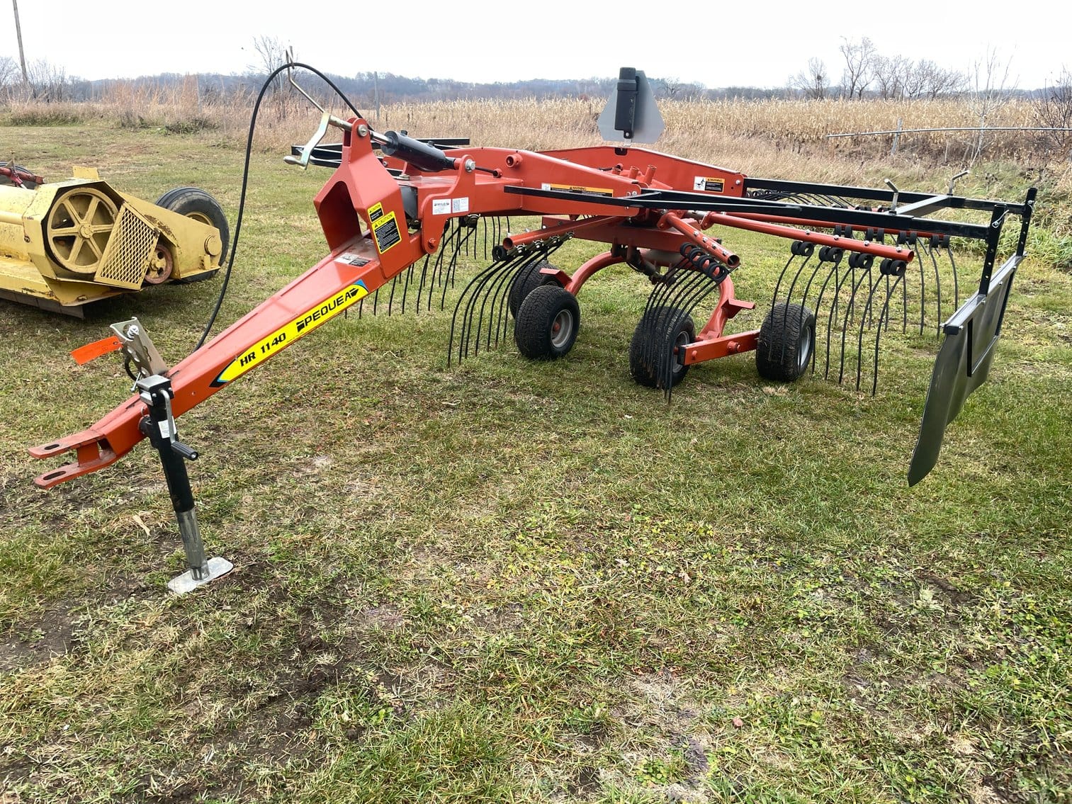 2025 Pequea HR1140 Equipment Image0