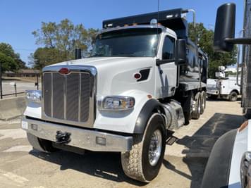 Main image Peterbilt 567