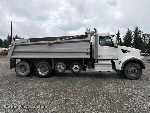 Image of Peterbilt 567 equipment image 3