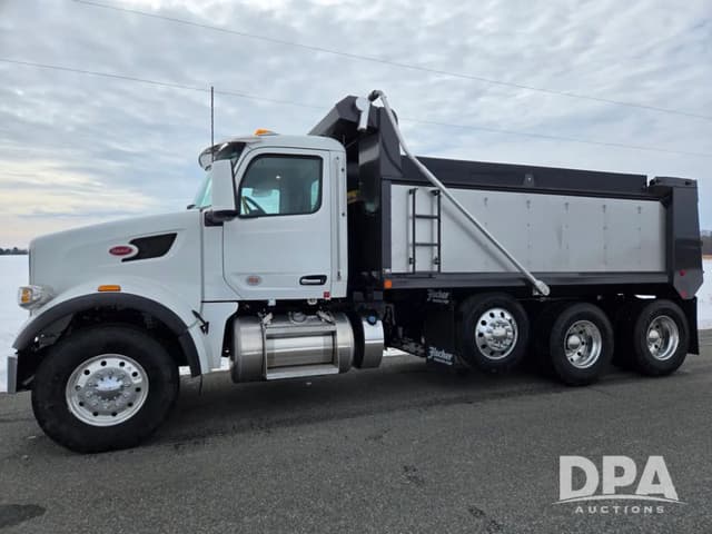 Image of Peterbilt 567 equipment image 2