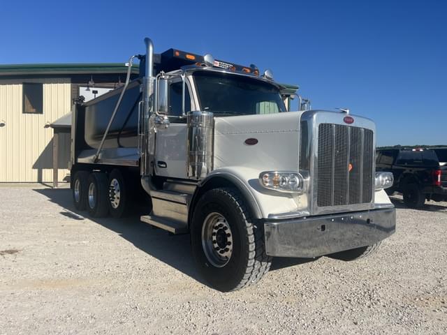 Image of Peterbilt 589 equipment image 1