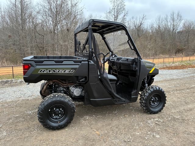 Image of Polaris Ranger 1000 equipment image 4