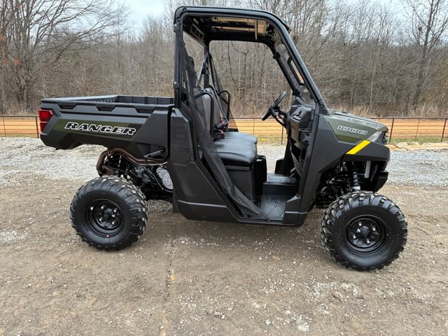 Image of Polaris Ranger 1000 equipment image 3