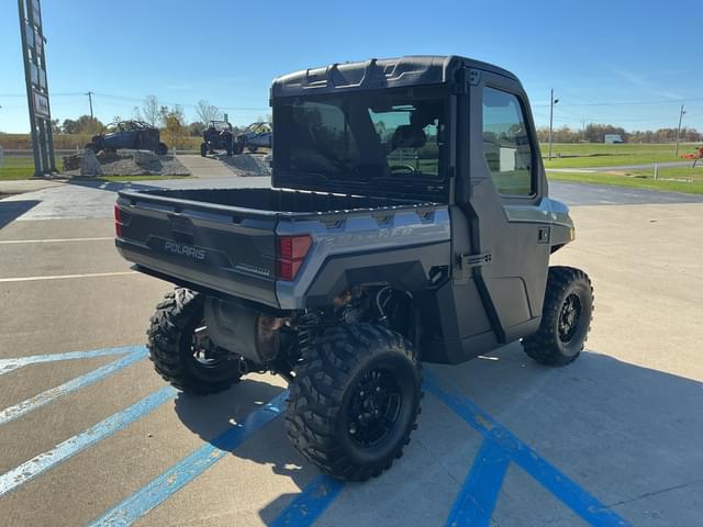 Image of Polaris Ranger Crew XP 1000 Northstar Premium equipment image 2