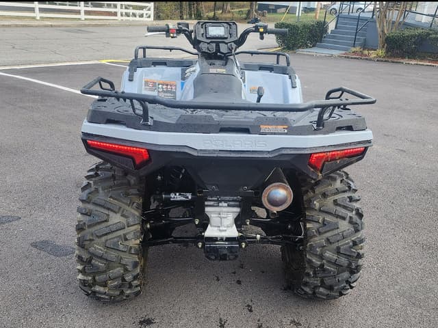 Image of Polaris Sportsman 570 equipment image 3