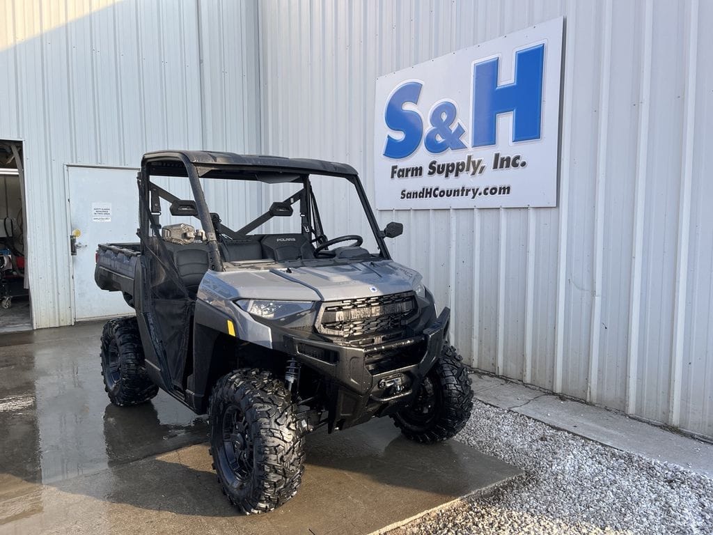 2025 Polaris Ranger XP 1000 Premium Equipment Image0