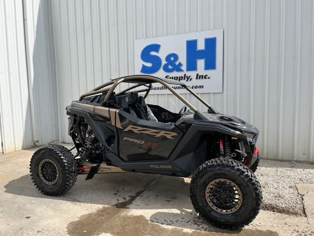 Image of Polaris RZR Pro R Ultimate equipment image 1