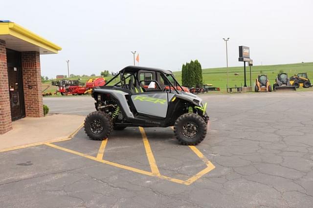 Image of Polaris RZR XP 1000 Ultimate equipment image 3