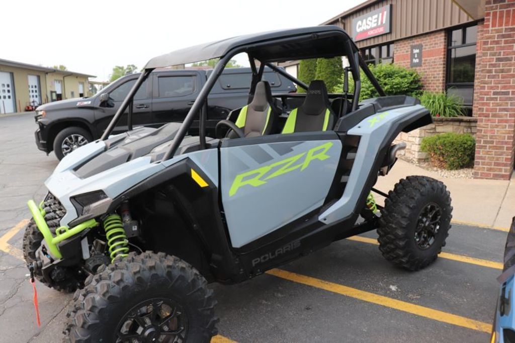 2025 Polaris RZR XP 1000 Ultimate Equipment Image0