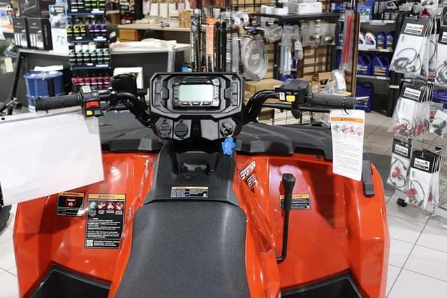 Image of Polaris Sportsman 570 equipment image 1