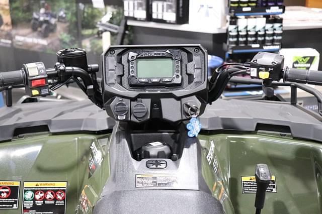 Image of Polaris Sportsman 570 equipment image 3