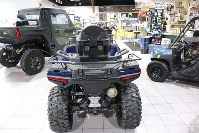 Image of Polaris Sportsman Touring 570 Premium equipment image 3