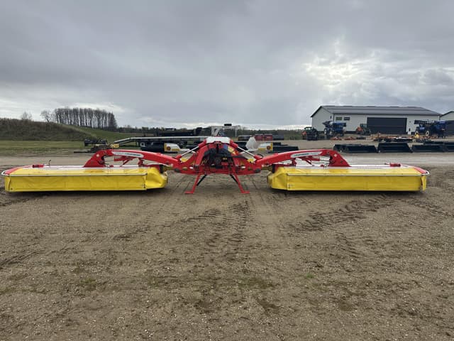 Image of Pottinger Novacat V10000 RC equipment image 1