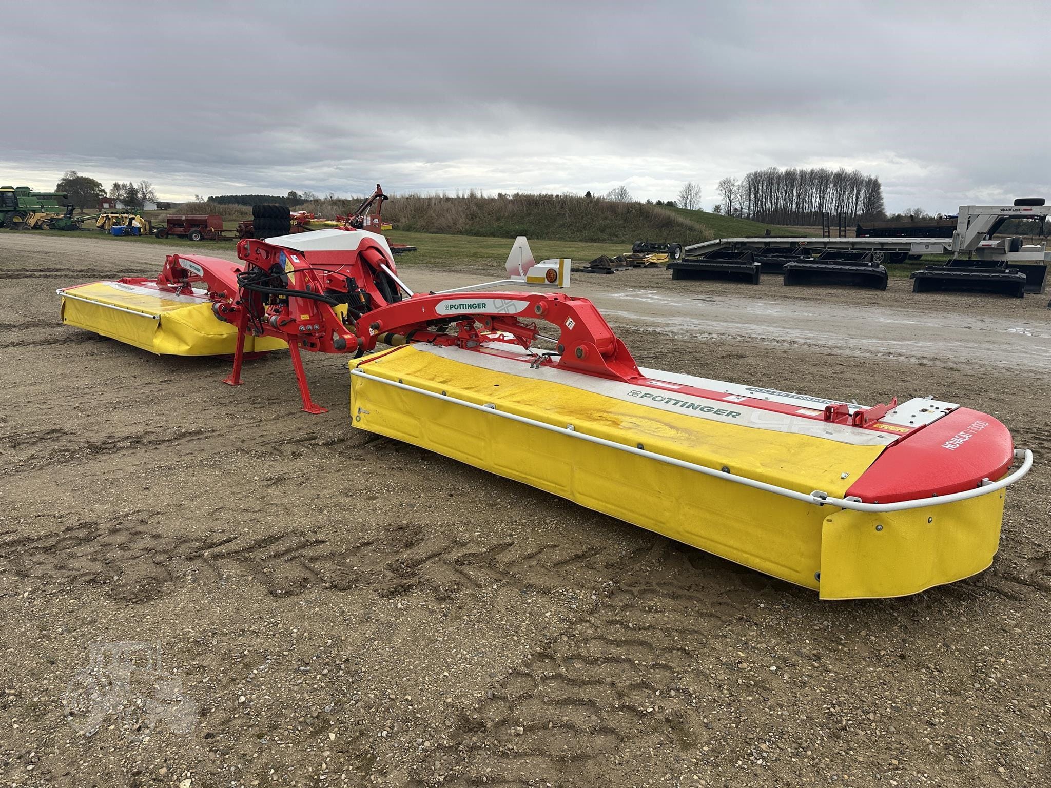 2025 Pottinger Novacat V10000 RC Equipment Image0