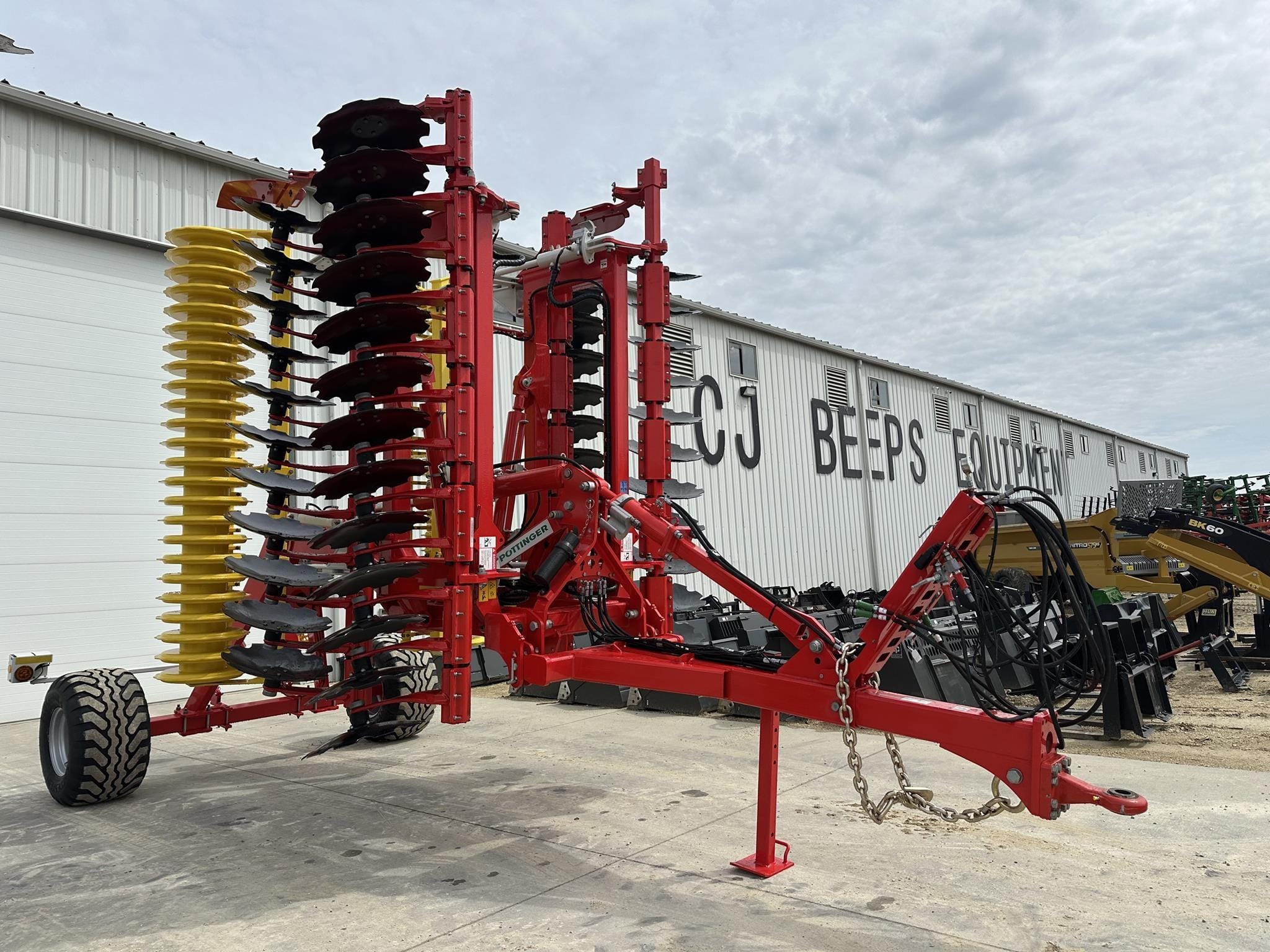 2025 Pottinger Terradisc 6001T Equipment Image0