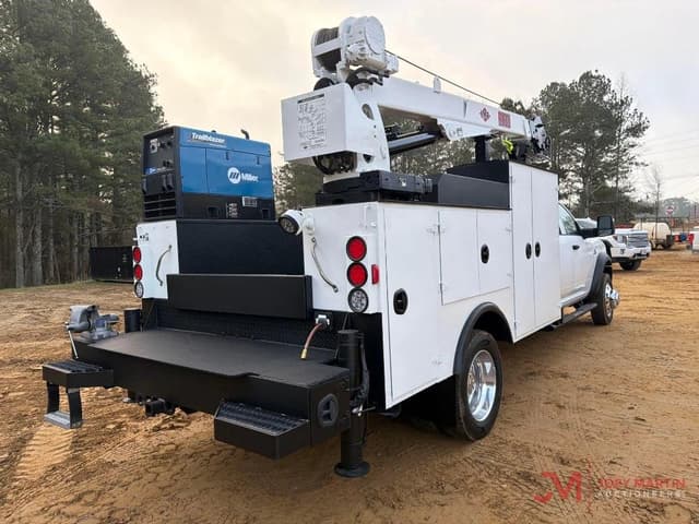 Image of Dodge Ram 5500 equipment image 2