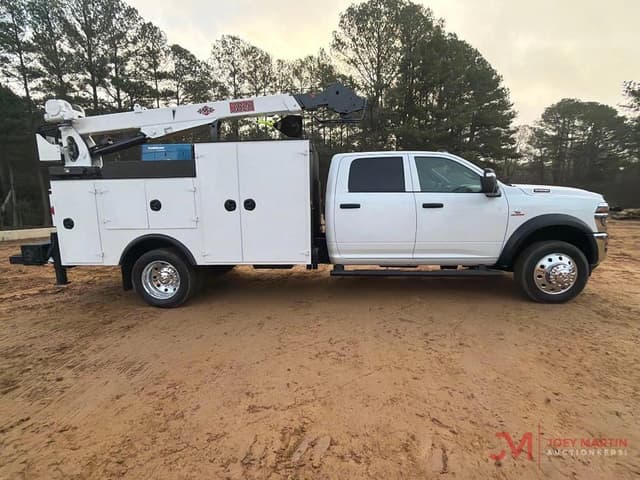 Image of Dodge Ram 5500 equipment image 1