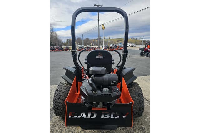 Image of Bad Boy Rogue equipment image 4