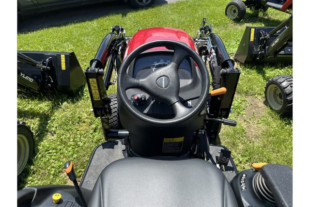 Image of Yanmar SA223 equipment image 3