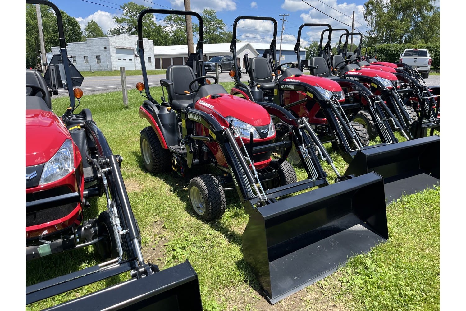 2025 Yanmar SA223 Equipment Image0