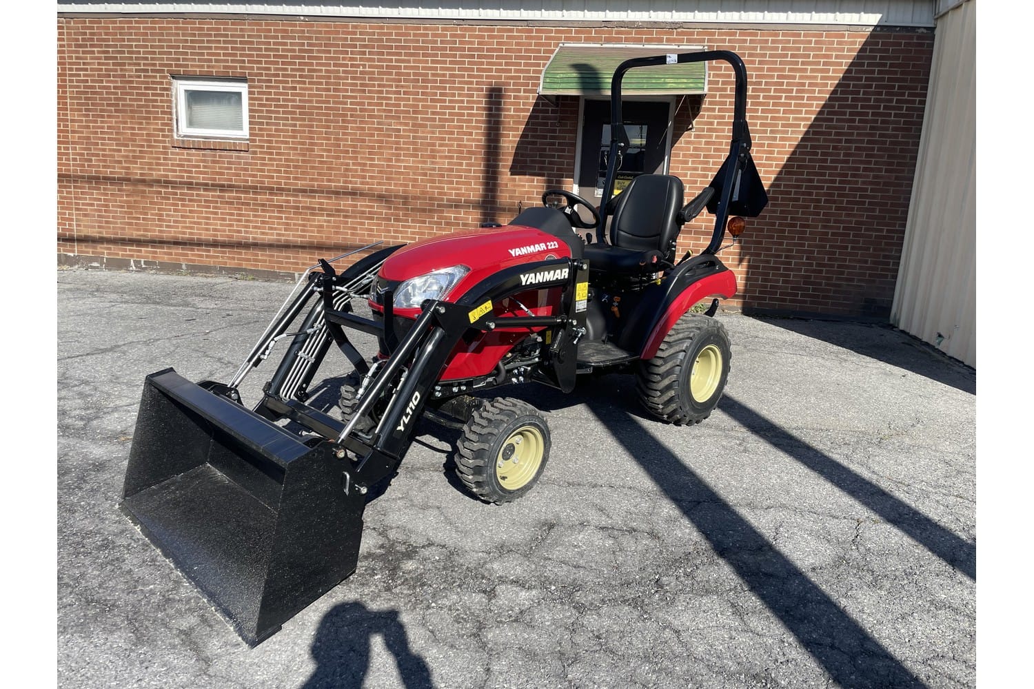2025 Yanmar SA223 Equipment Image0