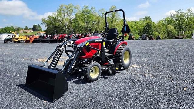 Image of Yanmar SA425 equipment image 2