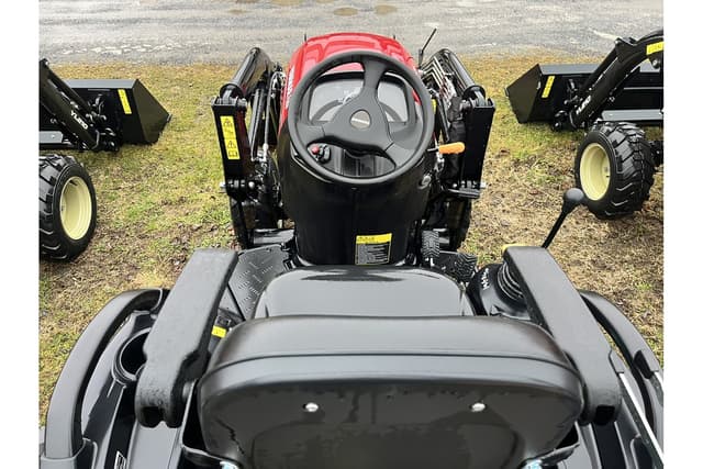 Image of Yanmar SA425 equipment image 2
