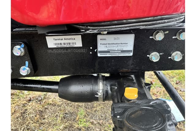 Image of Yanmar SA425 equipment image 3