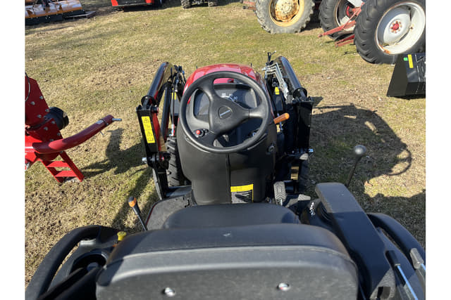 Image of Yanmar SA425 equipment image 3