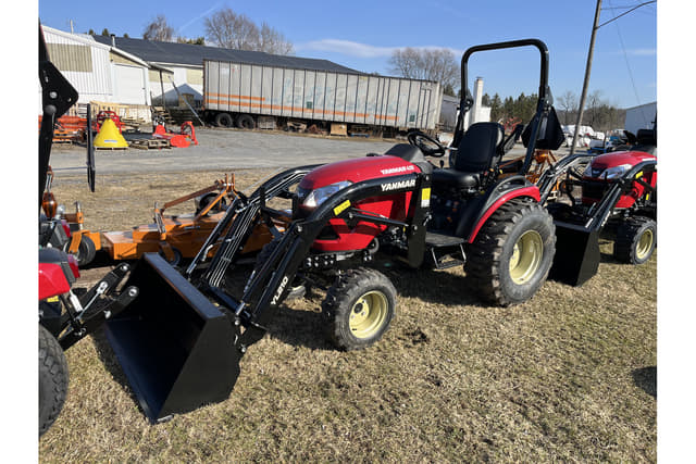 Image of Yanmar SA425 equipment image 2