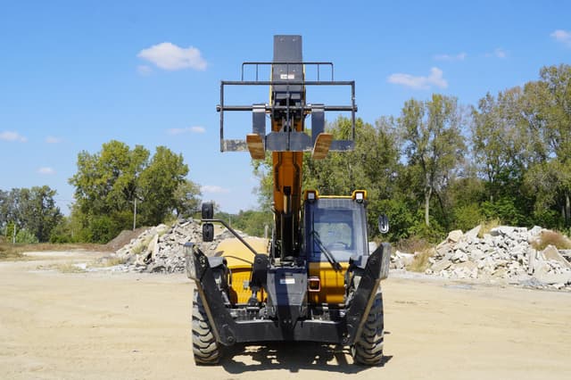 Image of SANY STH1056A equipment image 3