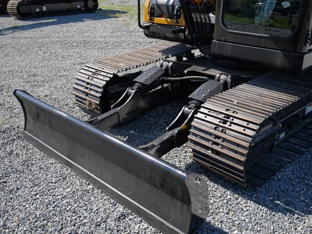 Image of SANY SY135C equipment image 4