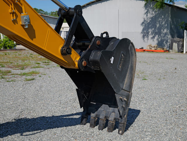 Image of SANY SY225C LC equipment image 4