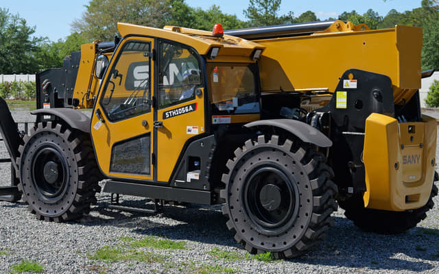 Image of SANY STH1056A equipment image 4