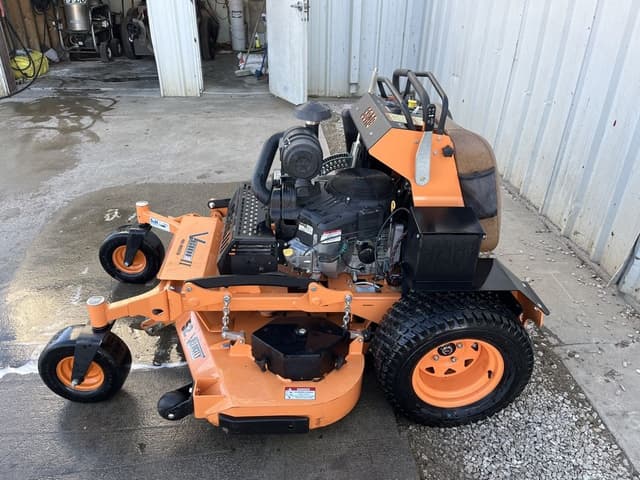 Image of Scag V-Ride II equipment image 3