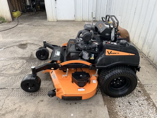Image of Scag V-Ride XL equipment image 3