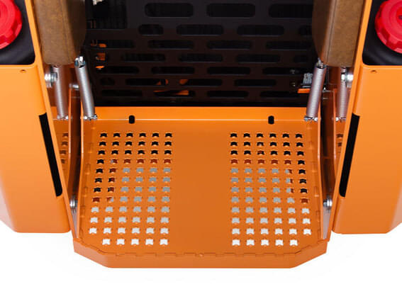 Image of Scag Jackal equipment image 2