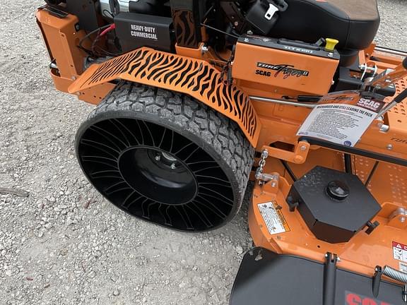 Image of Scag Turf Tiger II equipment image 4