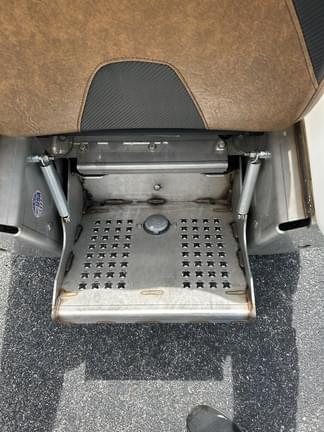 Image of Scag STS30-23BV equipment image 3