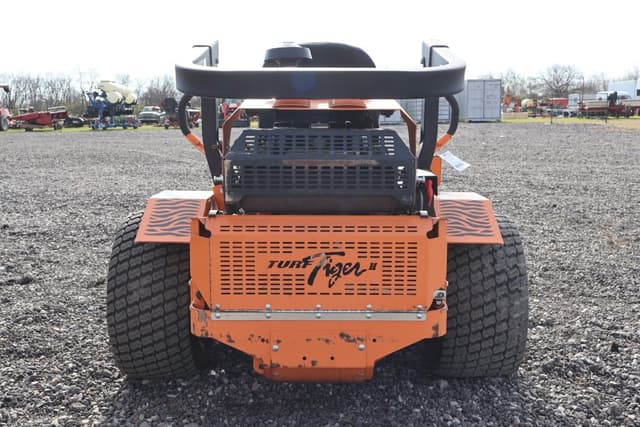 Image of Scag Turf Tiger II equipment image 2