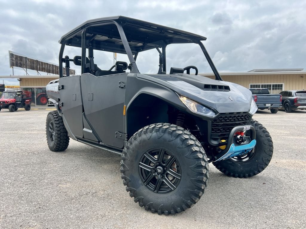 2025 Segway UT10 P Equipment Image0