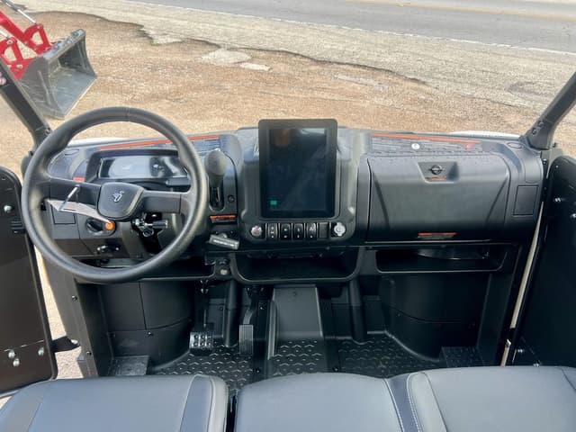 Image of Segway UT10 P equipment image 4