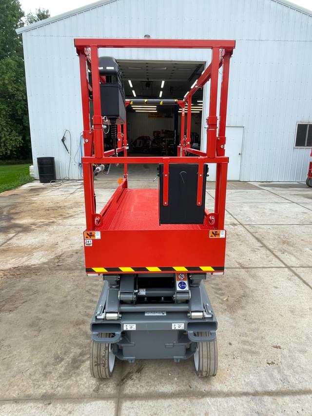 Image of Sky Jack SJ3220E equipment image 2